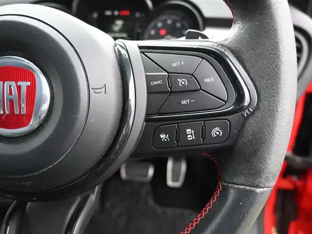 フィアット ５００Ｘ スポーツ 千葉県 2020(令2)年 2.5万km 赤 レザーシート/前席パワーシート/シートヒーター/ディスプレイオーディオ/バックカメラ/パドルシフト/ETC/LEDヘッドライト/LEDフォグライト/ウインカーミラー/コーナーセンサー/純正19インチアルミホイル/サイド/カーテンエアバッグ/スマートキー