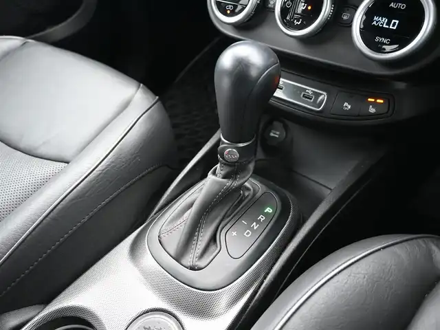 フィアット ５００Ｘ スポーツ 千葉県 2020(令2)年 2.5万km 赤 レザーシート/前席パワーシート/シートヒーター/ディスプレイオーディオ/バックカメラ/パドルシフト/ETC/LEDヘッドライト/LEDフォグライト/ウインカーミラー/コーナーセンサー/純正19インチアルミホイル/サイド/カーテンエアバッグ/スマートキー
