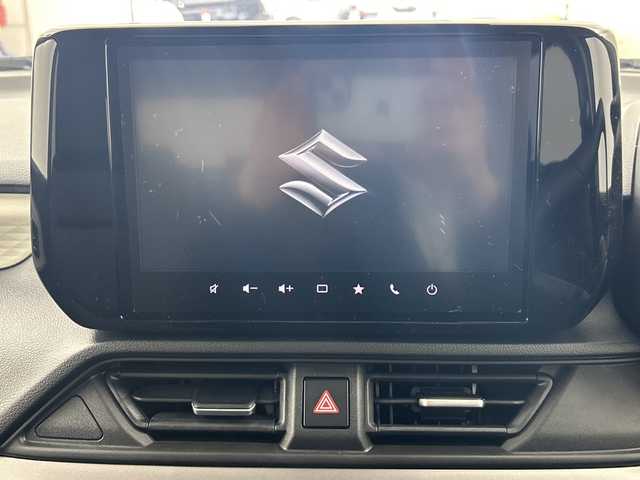 スズキ スイフト HYBRID MZ 福島県 2024(令6)年 0.3万km キャラバンアイボリーPM /禁煙車　//純正９インチディスプレイオーディオ(FM/AM/BTA)//Apple car Play//Android Auto//衝突被害軽減ブレーキ　//アダプティブクルーズコントロール　//ブラインドスポットモニター　//シートヒーター(D/N)//スペアキー　//オートハイビーム//ＬＥＤヘッドライト//USB入力端子//コーナーセンサー//電動パーキングブレーキ//ブレーキホールド