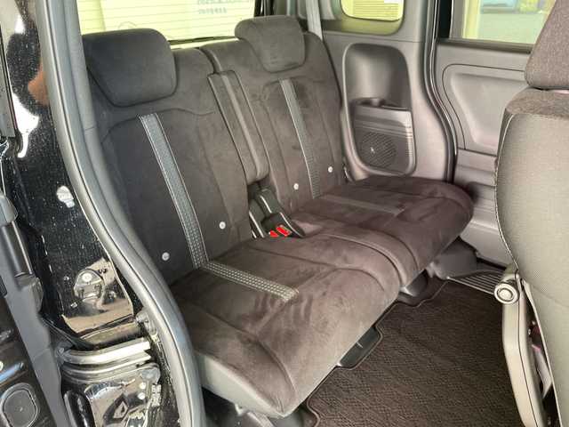 ホンダ Ｎ ＢＯＸ カスタム L スタイル+ブラック 埼玉県 2022(令4)年 3.3万km クリスタルブラックパール ホンダセンシング /純正8インチメモリナビ/　　CD/DVD/BT/フルセグ /バックカメラ /両側パワースライドドア /レーダークルーズコントロール /LEDオートライト /シートヒーター /純正14インチアルミホイール /電子パーキング /禁煙車