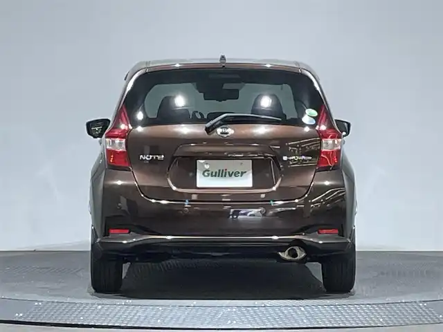 日産 ノート e－パワー X Vセレクション 愛媛県 2020(令2)年 5万km インペリアルアンバーP ・禁煙車/・ディーラー純正SDナビ【MM319D-W】/・Bluetooth/フルセグ/ラジオ/DISC/・ETC/・純正ドライブレコーダー【DJ4-D】/・追従型クルーズコントロール/・純正15インチアルミホイール/・純正フロアマット/・全周囲カメラ/・インテリジェントルームミラー/・クリアランスソナー/・フルオートエアコン/・スマートキー/・プッシュスタート/・ドアバイザー/・衝突被害軽減システム/・横滑り防止装置/・車線逸脱防止システム/・盗難防止装置