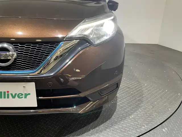 日産 ノート e－パワー X Vセレクション 愛媛県 2020(令2)年 5万km インペリアルアンバーP ・禁煙車/・ディーラー純正SDナビ【MM319D-W】/・Bluetooth/フルセグ/ラジオ/DISC/・ETC/・純正ドライブレコーダー【DJ4-D】/・追従型クルーズコントロール/・純正15インチアルミホイール/・純正フロアマット/・全周囲カメラ/・インテリジェントルームミラー/・クリアランスソナー/・フルオートエアコン/・スマートキー/・プッシュスタート/・ドアバイザー/・衝突被害軽減システム/・横滑り防止装置/・車線逸脱防止システム/・盗難防止装置