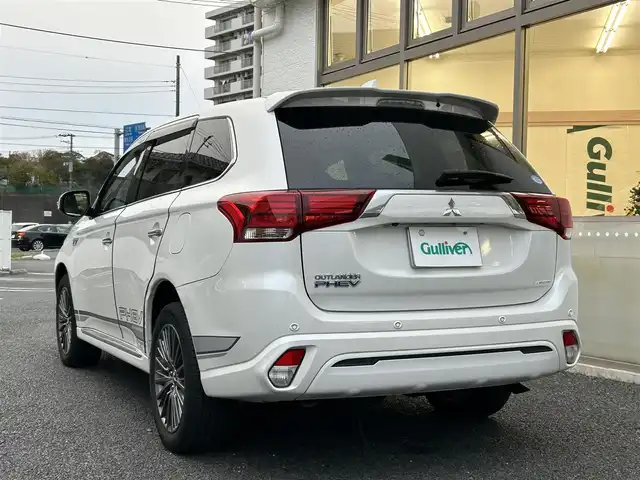 三菱 アウトランダー ＰＨＥＶ