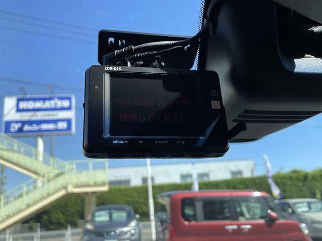 日産 セレナ ハイウェイスター Sハイブリッド 山梨県 2014(平26)年 7.1万km ダイヤモンドブラック (株)IDOMが運営する【じしゃロン甲府店】の自社ローン専用車両になります。/こちらは現金またはオートローンご利用時の価格です。自社ローンご希望の方は別途その旨お申付け下さい/エマージェンシーブレーキ/後席用モニター/両側パワースライドドア/バックカメラ/ドライブレコーダー前後/スマートキー/プッシュスタート/社外７型ナビ/保証書・取説/スペアキー/サンシェード/フォグランプ/ドアバイザー