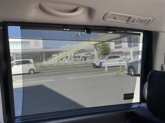 日産 セレナ ハイウェイスター Sハイブリッド 山梨県 2014(平26)年 7.1万km ダイヤモンドブラック (株)IDOMが運営する【じしゃロン甲府店】の自社ローン専用車両になります。/こちらは現金またはオートローンご利用時の価格です。自社ローンご希望の方は別途その旨お申付け下さい/エマージェンシーブレーキ/後席用モニター/両側パワースライドドア/バックカメラ/ドライブレコーダー前後/スマートキー/プッシュスタート/社外７型ナビ/保証書・取説/スペアキー/サンシェード/フォグランプ/ドアバイザー