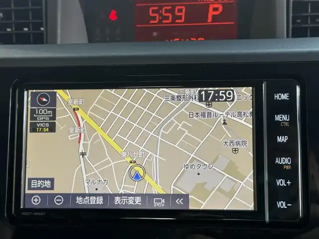 トヨタ タンク X S 香川県 2018(平30)年 4.7万km ブライトシルバーM 純正SDナビ/【フルセグ/CD/DVD/Bluetooth】/バックカメラ/片側パワースライドドア/横滑り防止装置/衝突被害軽減システム/純正前方ドライブレコーダー/純正フロアマット/社外14インチアルミ/ハンドルリモコン/ヘッドライトレベライザー/保証書