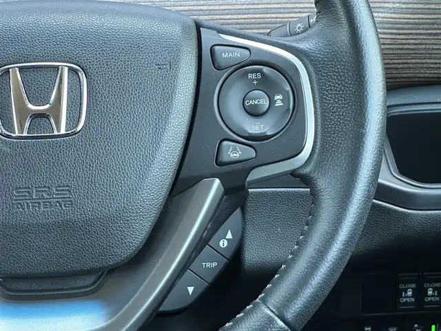 ホンダ フリード ハイブリット クロスター ホンダセンシング 千葉県 2020(令2)年 4.6万km プレミアムクリスタルレッドM 純正メモリナビ/(フルセグTV BT CD DVD AM FM)/バックカメラ/前後ドライブレコーダー/衝突被害軽減システム/車線逸脱警報/クルーズコントロール/ハーフレザーシート/両側パワースライドドア/横滑り防止装置/ETC/アイドリングストップ/LEDヘッドライト/フォグランプ/オートライト/ウィンカーミラー/電動格納ミラー/純正15インチAW/シートヒーター/シートリフター/プッシュスタート/スマートキー/フロアマット/ドアバイザー