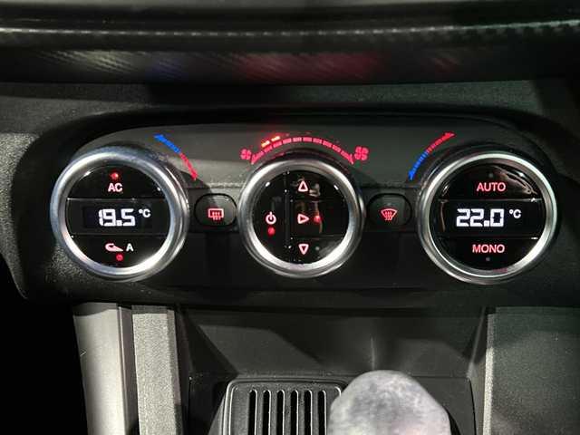 アルファロメオ ジュリエッタ ヴェローチェ 1750 TBI 愛知県 2020(令2)年 4.9万km 赤 社外ナビ/レザーシート/純正ドライブレコーダー/ETC