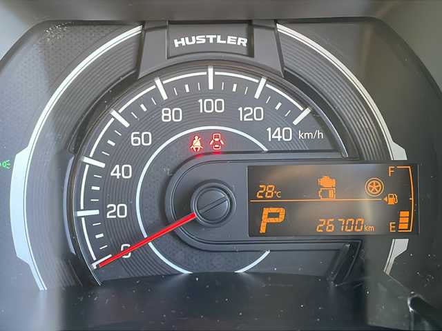 スズキ ハスラー HYBRID G 道北・旭川 2020(令2)年 2.7万km バーミリオンオレンジ/ガンメタリック2トーン /4WD//禁煙車//社外SDナビ//CD/DVD/SD/MSV/BT/フルセグ//バックカメラ//アイドリングストップ//横滑り防止//ヒルディセントコントロール//グリップコントロール//前席シートヒーター //ミラーヒーター //ETC//プッシュスタート //エンジンスターター //ライトレベライザー //オートライト//純正フロアマット//ドアバイザー