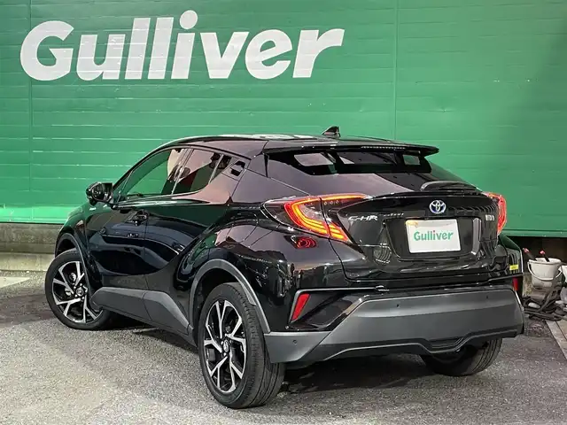 トヨタ Ｃ－ＨＲ G 東京都 2016(平28)年 10.3万km ブラックマイカ 純正9インチナビ/NSZT-Y66T/(フルセグTV/Bluetooth/CD/DVD)/Toyota Safety Sense P/・プリクラッシュセーフティシステム/・レーンディパーチャーアラート/・レーダークルーズコントロール/前方ドライブレコーダー/バックカメラ/ブラインドスポットモニター/前席シートヒーター/自動防眩インナーミラー/本革巻ステアリング/ETC2.0/取扱説明書/スペアキー
