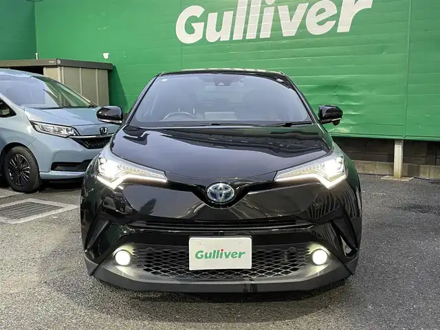トヨタ Ｃ－ＨＲ G 東京都 2016(平28)年 10.3万km ブラックマイカ 純正9インチナビ/NSZT-Y66T/(フルセグTV/Bluetooth/CD/DVD)/Toyota Safety Sense P/・プリクラッシュセーフティシステム/・レーンディパーチャーアラート/・レーダークルーズコントロール/前方ドライブレコーダー/バックカメラ/ブラインドスポットモニター/前席シートヒーター/自動防眩インナーミラー/本革巻ステアリング/ETC2.0/取扱説明書/スペアキー