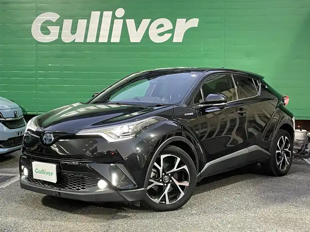 トヨタ Ｃ－ＨＲ G 東京都 2016(平28)年 10.3万km ブラックマイカ 純正9インチナビ/NSZT-Y66T/(フルセグTV/Bluetooth/CD/DVD)/Toyota Safety Sense P/・プリクラッシュセーフティシステム/・レーンディパーチャーアラート/・レーダークルーズコントロール/前方ドライブレコーダー/バックカメラ/ブラインドスポットモニター/前席シートヒーター/自動防眩インナーミラー/本革巻ステアリング/ETC2.0/取扱説明書/スペアキー