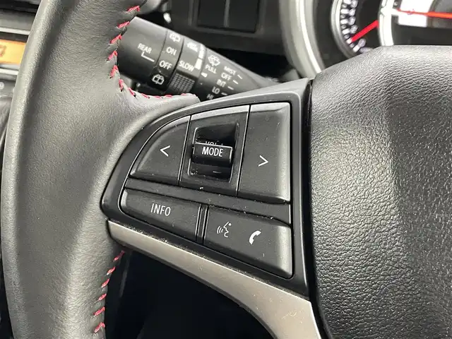 スズキ スペーシア カスタム HYBRID XS 福島県 2020(令2)年 2万km ピュアホワイトP スズキセーフティサポート/・衝突被害軽減ブレーキ/・後退時ブレーキサポート/・前後誤発進抑制/・レーダークルーズコントロール/・標識認識/社外7インチナビ/・フルセグTV/BT/SD/CD/DVD/AM/FM/・ETC/・前後ドライブレコーダー/両側パワースライドドア/革張ステアリング/・ステアリングリモコン/ハーフレザーシート/・ベンチシート/・D席シートヒーター/プッシュスタート/・スマートキー/・スペアキー1本/電動格納ミラー/・ウィンカーミラー/・オートミラー/純正フロアマット/ドアバイザー/純正15インチAW