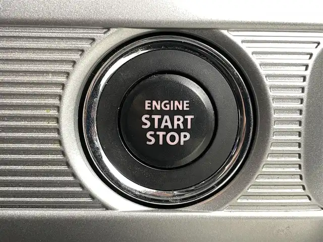 スズキ スペーシア カスタム HYBRID XS 福島県 2020(令2)年 2万km ピュアホワイトP スズキセーフティサポート/・衝突被害軽減ブレーキ/・後退時ブレーキサポート/・前後誤発進抑制/・レーダークルーズコントロール/・標識認識/社外7インチナビ/・フルセグTV/BT/SD/CD/DVD/AM/FM/・ETC/・前後ドライブレコーダー/両側パワースライドドア/革張ステアリング/・ステアリングリモコン/ハーフレザーシート/・ベンチシート/・D席シートヒーター/プッシュスタート/・スマートキー/・スペアキー1本/電動格納ミラー/・ウィンカーミラー/・オートミラー/純正フロアマット/ドアバイザー/純正15インチAW