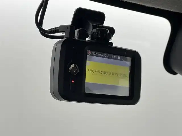 スズキ スペーシア カスタム HYBRID XS 福島県 2020(令2)年 2万km ピュアホワイトP スズキセーフティサポート/・衝突被害軽減ブレーキ/・後退時ブレーキサポート/・前後誤発進抑制/・レーダークルーズコントロール/・標識認識/社外7インチナビ/・フルセグTV/BT/SD/CD/DVD/AM/FM/・ETC/・前後ドライブレコーダー/両側パワースライドドア/革張ステアリング/・ステアリングリモコン/ハーフレザーシート/・ベンチシート/・D席シートヒーター/プッシュスタート/・スマートキー/・スペアキー1本/電動格納ミラー/・ウィンカーミラー/・オートミラー/純正フロアマット/ドアバイザー/純正15インチAW