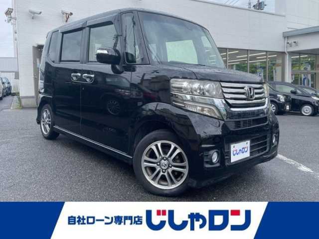 ホンダ Ｎ ＢＯＸ SSパッケージ 福岡県 2014(平26)年 9.5万km スマートブラック (株)IDOMが運営する【じしゃロン八幡西店】の自社ローン専用車両になります。こちらは現金またはオートローンご利用時の価格です。自社ローンご希望の方は別途その旨お申付けください。/社外SDナビ【VXM-145VSi】/(Bluetooth/CD/DVD】フルセグTV)/両側電動スライドドア/ドライブレコーダー/バックカメラ/ETC/ステアリングリモコン/電動格納ミラー/14インチアルミホイール
