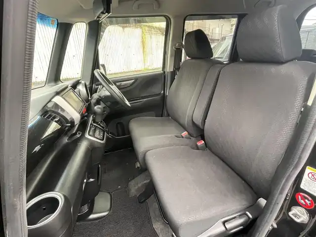 ホンダ Ｎ ＢＯＸ SSパッケージ 福岡県 2014(平26)年 9.5万km スマートブラック (株)IDOMが運営する【じしゃロン八幡西店】の自社ローン専用車両になります。こちらは現金またはオートローンご利用時の価格です。自社ローンご希望の方は別途その旨お申付けください。/社外SDナビ【VXM-145VSi】/(Bluetooth/CD/DVD】フルセグTV)/両側電動スライドドア/ドライブレコーダー/バックカメラ/ETC/ステアリングリモコン/電動格納ミラー/14インチアルミホイール