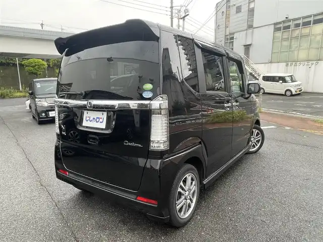 ホンダ Ｎ ＢＯＸ SSパッケージ 福岡県 2014(平26)年 9.5万km スマートブラック (株)IDOMが運営する【じしゃロン八幡西店】の自社ローン専用車両になります。こちらは現金またはオートローンご利用時の価格です。自社ローンご希望の方は別途その旨お申付けください。/社外SDナビ【VXM-145VSi】/(Bluetooth/CD/DVD】フルセグTV)/両側電動スライドドア/ドライブレコーダー/バックカメラ/ETC/ステアリングリモコン/電動格納ミラー/14インチアルミホイール