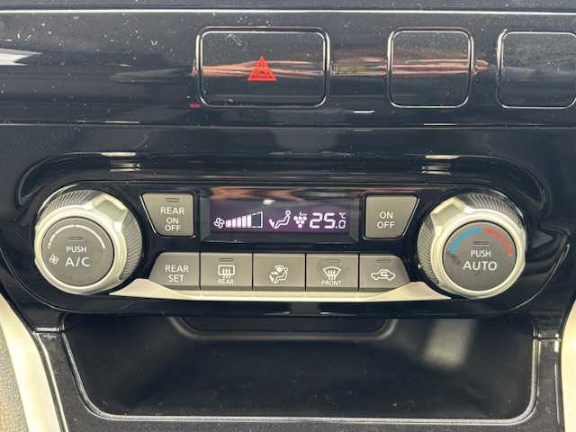 日産 セレナ ハイウェイスター G 宮城県 2017(平29)年 6.1万km ブリリアントホワイトパール 登録時走行距離60703km/純正ナビ/フルセグＴＶ/ＡＭ／ＦＭ／ＨＤＭＩ／ＡＵＸ／Ｂｌｕｅｔｏｏｔｈ/後席モニター/クルーズコントロール/横滑り防止装置/衝突軽減ブレーキ/電動格納ミラー/オートライト/純正アルミホイール/純正フロアマット/プッシュスタート/スマートキー