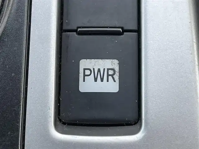 トヨタ プリウス α G 岡山県 2012(平24)年 10.2万km ブラック 登録時走行距離101905km/純正ナビ/地デジTV(Bluetooth/USB/AM/FM/HDD/SD)/バックカメラ/ETC/クルーズコントロール/アイドリングストップ/AAC/オートライト/ヘッドライトウォッシャー/パワーウィンドウ/プッシュスタート/スマートキー