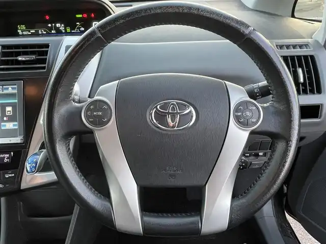 トヨタ プリウス α G 岡山県 2012(平24)年 10.2万km ブラック 登録時走行距離101905km/純正ナビ/地デジTV(Bluetooth/USB/AM/FM/HDD/SD)/バックカメラ/ETC/クルーズコントロール/アイドリングストップ/AAC/オートライト/ヘッドライトウォッシャー/パワーウィンドウ/プッシュスタート/スマートキー