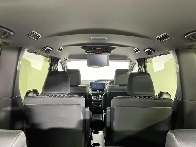 トヨタ ヴォクシー ハイブリッド ZS 煌Ⅱ 福岡県 2020(令2)年 4.7万km ブラッキッシュアゲハガラスフレーク 純正メモリーナビゲーション（NSZN-Z68T）/純正フリップダウンモニター/フルセグテレビ/バックカメラ/シートヒーター/LEDヘッドライト/3列シート/両側パワースライドドア/ドライブレコーダー前後/ETC/レーダークルーズコントロール/純正16インチアルミホイール/スマートキー/プッシュスタートエンジン