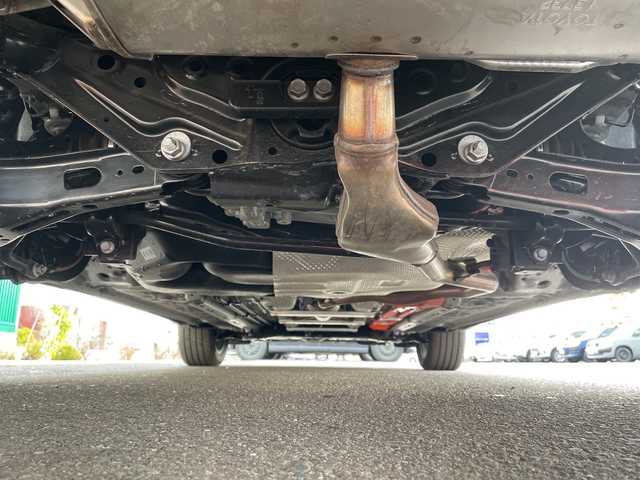 トヨタ カローラ クロス ハイブリッド Z 青森県 2025(令7)年 0.2万km プラチナホワイトパールマイカ 4WD/OP寒冷地仕様/OP純正10.5インチDオーディオプラスナビ・フルセグTV/Bluetooth・USB・Miracast/OPパノラミックビューモニター/OPパノラマルーフ/OPトヨタチームメイト/アドバンストパーク/パーキングサポートブレーキ/安心降車アシスト/ブラインドスポットモニター/セーフティセンス/プリクラッシュセーフティ/レーダークルーズコントロール/レーントレーシングアシスト/オートマチックハイビーム/ハーフレザーシート/運転席パワーシート/前席シートヒーター/ステアリングヒーター/パワーバックドア/純正前後ドライブレコーダー/純正ビルトインETC2.0/OP AC100V1500W/ワイパーデアイサー/LEDヘッドライト/LEDフォグランプ/LEDリアフォグランプ/純正18インチアルミ/ルーフレール