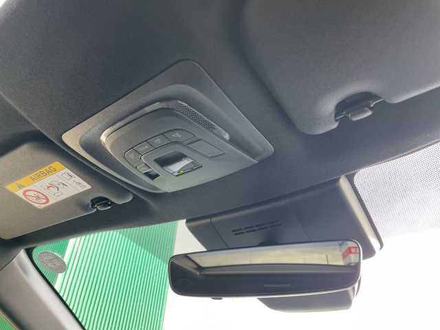 トヨタ カローラ クロス ハイブリッド Z 青森県 2025(令7)年 0.2万km プラチナホワイトパールマイカ 4WD/OP寒冷地仕様/OP純正10.5インチDオーディオプラスナビ・フルセグTV/Bluetooth・USB・Miracast/OPパノラミックビューモニター/OPパノラマルーフ/OPトヨタチームメイト/アドバンストパーク/パーキングサポートブレーキ/安心降車アシスト/ブラインドスポットモニター/セーフティセンス/プリクラッシュセーフティ/レーダークルーズコントロール/レーントレーシングアシスト/オートマチックハイビーム/ハーフレザーシート/運転席パワーシート/前席シートヒーター/ステアリングヒーター/パワーバックドア/純正前後ドライブレコーダー/純正ビルトインETC2.0/OP AC100V1500W/ワイパーデアイサー/LEDヘッドライト/LEDフォグランプ/LEDリアフォグランプ/純正18インチアルミ/ルーフレール