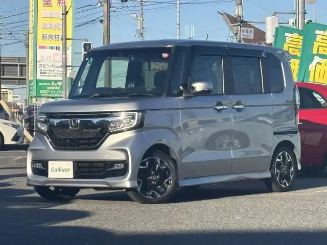 ホンダ Ｎ ＢＯＸ カスタム G L ターボ ホンダセンシング 愛知県 2018(平30)年 6.6万km ルナシルバーM /禁煙車//メモリーナビ(ECLIPSE AVN-R8)//フルセグTV/USB/BT/SD/MUSIC JUKE/CD/DVD//ビルトインETC//バックカメラ//Honda SENSING//衝突軽減ブレーキ/誤発進抑制機能/後方誤発進抑制機能/歩行者事故低減ステアリング/路外逸脱抑制機能/オートハイビーム/先行車発進お知らせ機能/標識認識機能//ACC/LKAS//オートリトラウィンカーミラー//両側パワースライドドア//プッシュスタート//オートLEDヘッドライト//LEDフォグランプ//プラズマクラスター技術搭載フルオート・エアコンディショナー//アレルクリーンプラスシート//ブラック塗装＋切削加工15インチアルミホイール//ハーフレザーシート//シートリフター//革巻きステアリング//ステアリングスイッチ//ステアリングチルト機構//パドルシフト//ECON//スマートキー//スペアスマートキー//ロールサンシェード//LEDルームランプ//前方ドライブレコーダー(Kenwood DRV-320)//純正フロアマット//ドアバイザー//取扱説明書//保証書