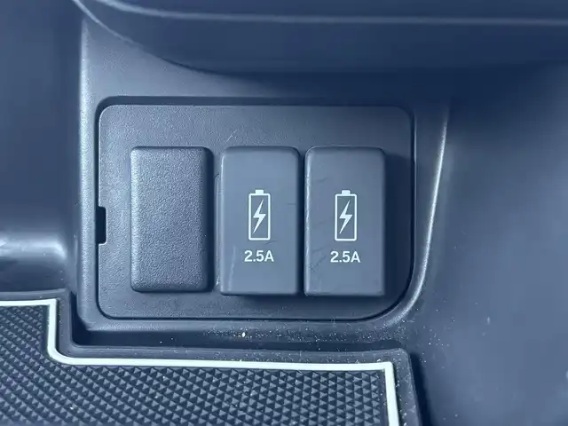 ホンダ Ｎ ＢＯＸ カスタム G L ターボ ホンダセンシング 愛知県 2018(平30)年 6.6万km ルナシルバーM /禁煙車//メモリーナビ(ECLIPSE AVN-R8)//フルセグTV/USB/BT/SD/MUSIC JUKE/CD/DVD//ビルトインETC//バックカメラ//Honda SENSING//衝突軽減ブレーキ/誤発進抑制機能/後方誤発進抑制機能/歩行者事故低減ステアリング/路外逸脱抑制機能/オートハイビーム/先行車発進お知らせ機能/標識認識機能//ACC/LKAS//オートリトラウィンカーミラー//両側パワースライドドア//プッシュスタート//オートLEDヘッドライト//LEDフォグランプ//プラズマクラスター技術搭載フルオート・エアコンディショナー//アレルクリーンプラスシート//ブラック塗装＋切削加工15インチアルミホイール//ハーフレザーシート//シートリフター//革巻きステアリング//ステアリングスイッチ//ステアリングチルト機構//パドルシフト//ECON//スマートキー//スペアスマートキー//ロールサンシェード//LEDルームランプ//前方ドライブレコーダー(Kenwood DRV-320)//純正フロアマット//ドアバイザー//取扱説明書//保証書