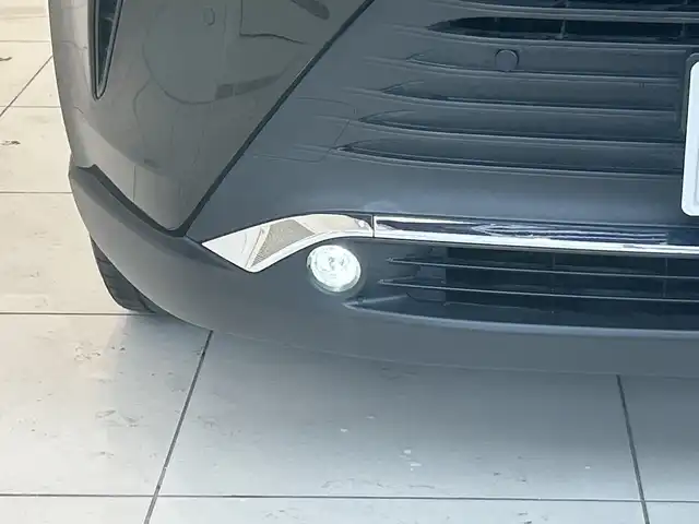トヨタ ハリアー Z 埼玉県 2021(令3)年 3.7万km プレシャスブラックパール トヨタセーフティセンス/純正ディスプレイオーディオ（コネクティッドナビ対応）/　　Bluetooth/フルセグTV/Apple CarPlay/Android Auto/Miracast/USB/AUX/JBLプレミアムサウンド/バックカメラ/パワーバックドア/ハーフレザーシート/LEDオートライト/純正19インチアルミホイール/ドラレコ内臓デジタルインナーミラー/電動パーキングブレーキ(HOLDスイッチ付)/プッシュスタート/ビルトインETC2.0/禁煙車