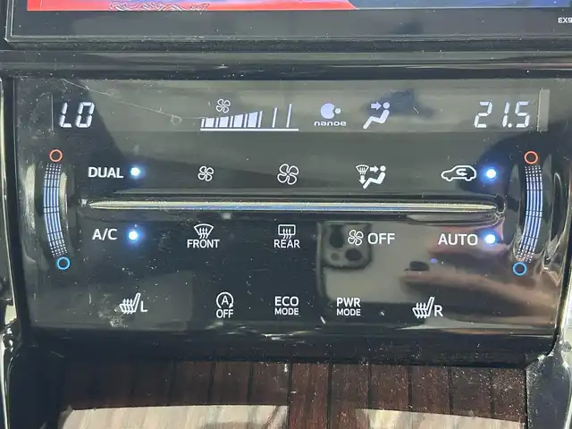 トヨタ ハリアー プレミアム 佐賀県 2015(平27)年 9.4万km ブラック 純正9型ナビ/（ＡＭ/ＦＭ/CD/DVD/Bluetooth/フルセグTV）/サンルーフ/モデリスタエアロ/バックカメラ/クルーズコントロール/パワーシート/シートメモリ/パワーバックドア/レーンアシスト/シートヒーター/LEDヘッドライト/フォグランプ/オートエアコン/盗難防止装置/横滑り防止装置/オートライト/オートマチックハイビーム/スマートキー/プッシュスタート/純正フロアマット/純正18インチアルミホイール/ステアリングスイッチ/電動格納ミラー