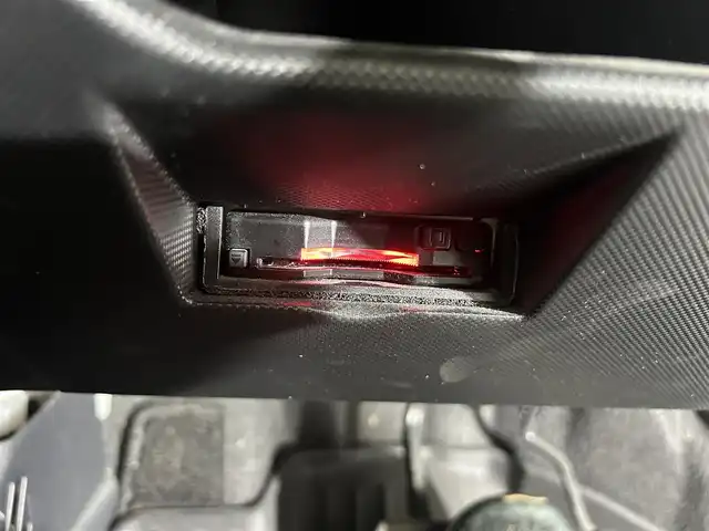 ダイハツ ロッキー X 佐賀県 2020(令2)年 3.9万km シャイニングホワイトパール カロッツェリア製7インチナビ/AM/FM/CD/DVD/BT/USB/SD/フルセグTV/衝突被害軽減ブレーキ/前後コーナーセンサー/バックカメラ/ビルトインETC/前後ドライブレコーダー/純正16インチアルミホイール/フロアマット/LEDヘッドライト/スマートキー/スペアキ―