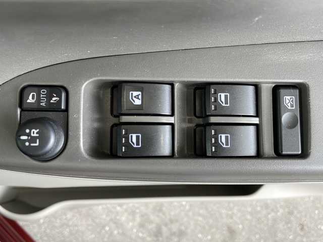 ダイハツ タント X SA Ⅲ 愛媛県 2017(平29)年 4.5万km ファイアークォーツレッドM ワンオーナー/純正ナビ/・Bluetooth/・フルセグTV/・バックカメラ/・DVD再生/片側スライドドア/ETC/ドライブレコーダー/Wエアバック/スマートキー/・スペアキー/プッシュスタート/アイドリングストップ/ハロゲンヘッドライト/USB端子/オートライト/ISO FIX/ドアバイザー/純正フロアマット