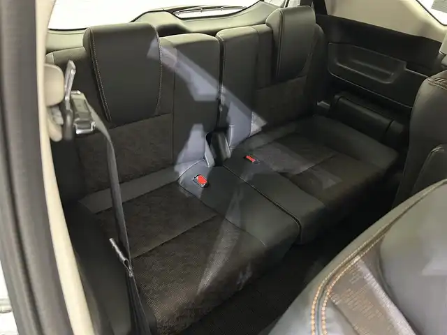 ホンダ フリード クロスター ホンダセンシング 愛媛県 2022(令4)年 1.3万km プラチナホワイトパール ・ホンダセンシング/・アクティブコーナリングライト/・純正メモリーナビ/・バックカメラ/・ETC/・ドライブレコーダー/・ハーフレザーシート/・前席シートヒーター/・LEDヘッドライト/・フォグランプ/・スマートキー
