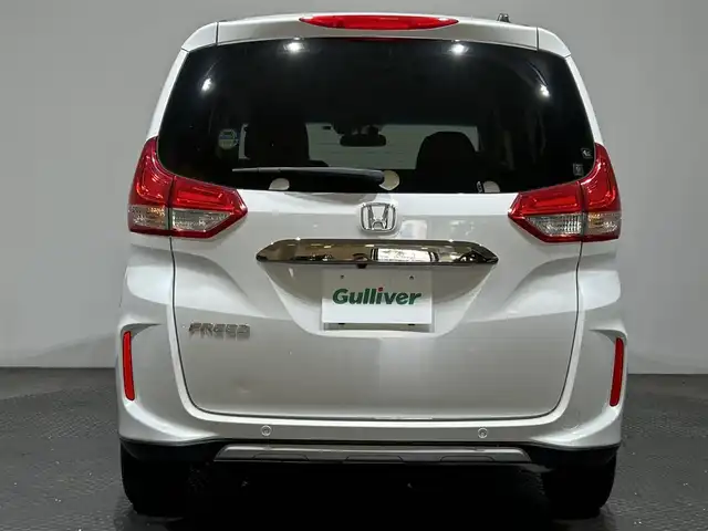 ホンダ フリード クロスター ホンダセンシング 愛媛県 2022(令4)年 1.3万km プラチナホワイトパール ・ホンダセンシング/・アクティブコーナリングライト/・純正メモリーナビ/・バックカメラ/・ETC/・ドライブレコーダー/・ハーフレザーシート/・前席シートヒーター/・LEDヘッドライト/・フォグランプ/・スマートキー