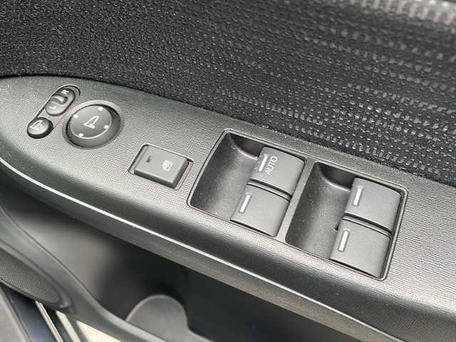 ホンダ Ｎ ＯＮＥ プレミアム 長野県 2018(平30)年 3.5万km ミッドナイトブルービームM 純正ディスプレイオーディオ【WX-171C】/（CD/FM/AM/ワンセグTV）/バックカメラ/クルーズコントロール/革巻きステアリング/ステアリングスイッチ/シートヒーター（D・N席）/ビルトインＥＴＣ/ハーフレザーシート/フォグランプ/オートライト/電動格納ミラー/純正フロアマット/純正１４インチAW/スマートキー/Pスタート/ドアバイザー