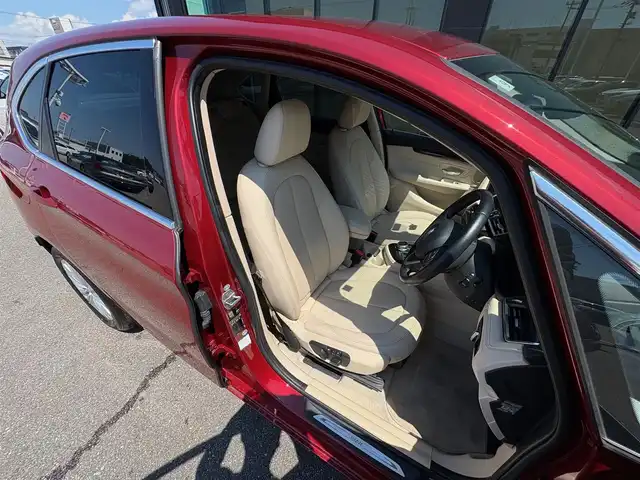 ＢＭＷ ２１８ｄ アクティブツアラー ラグジュアリー 石川県 2016(平28)年 6万km 赤 純正HDDナビ/バックカメラ/Bluetooth/USB/AUX/インテリジェントセーフティ/アンビエントライト/電動格納ミラー/オートライト/LEDヘッドライト/フォグランプ/ベージュ革/パワーシート/メモリーシート/シートヒーター/クリアランスソナー/コンフォートアクセス/電動リアゲート/フットトランクオープナー/トノカバー/ミラー一体型ETC/ドライブレコーダー
