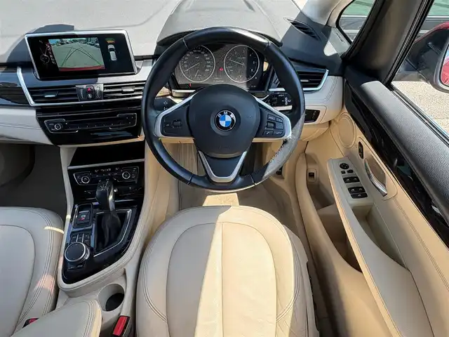 ＢＭＷ ２１８ｄ アクティブツアラー ラグジュアリー 石川県 2016(平28)年 6万km 赤 純正HDDナビ/バックカメラ/Bluetooth/USB/AUX/インテリジェントセーフティ/アンビエントライト/電動格納ミラー/オートライト/LEDヘッドライト/フォグランプ/ベージュ革/パワーシート/メモリーシート/シートヒーター/クリアランスソナー/コンフォートアクセス/電動リアゲート/フットトランクオープナー/トノカバー/ミラー一体型ETC/ドライブレコーダー