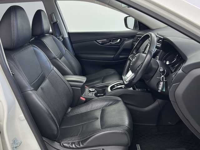 日産 エクストレイル ハイブリッド モード・プレミア 愛知県 2017(平29)年 8.8万km ブリリアントホワイトパール 登録時87576km/純正ナビ/フルセグテレビ/Bluetooth/ETC/純正ドライブレコーダー/ルーフレール/パワーバックドア/クルーズコントロール/全方位カメラ/デジタルインナーミラー/プロパイロット/プッシュスタート/スマートキー/スペアキー/シートヒーター/レザーシート