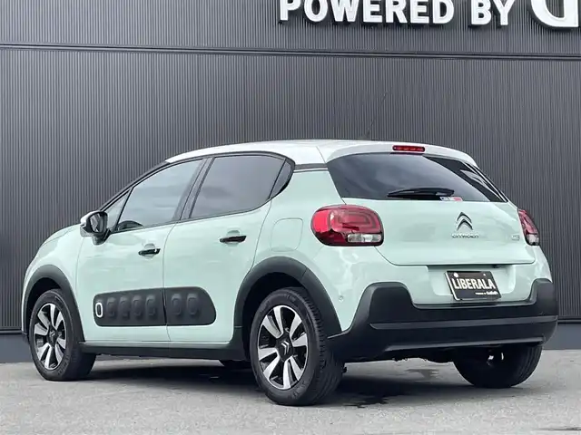シトロエン Ｃ３ シャイン 長野県 2019(平31)年 2.9万km 緑 レーンキープアシスト /ブラインドスポットモニター /AppleCarPlay /MirrorLink /クルーズコントロール /ディスプレイオーディオ /bluetooth /バックカメラ /インテリジェントハイビーム /ドラレコ /ETC /Sモード/スノーモード