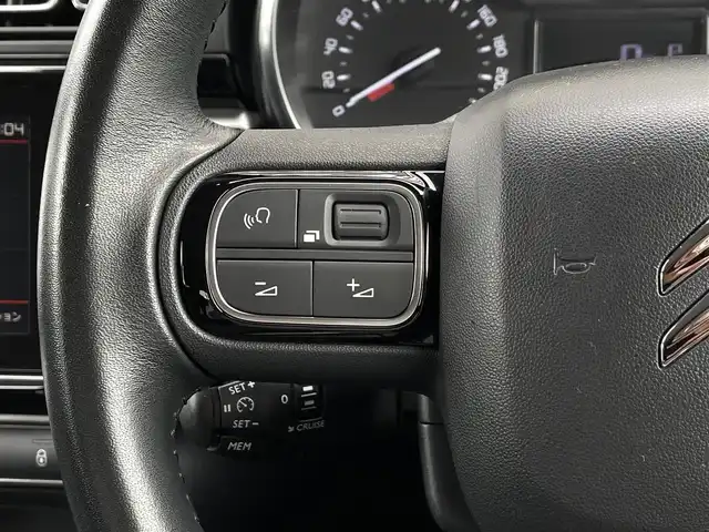 シトロエン Ｃ３ シャイン 長野県 2019(平31)年 2.9万km 緑 レーンキープアシスト /ブラインドスポットモニター /AppleCarPlay /MirrorLink /クルーズコントロール /ディスプレイオーディオ /bluetooth /バックカメラ /インテリジェントハイビーム /ドラレコ /ETC /Sモード/スノーモード