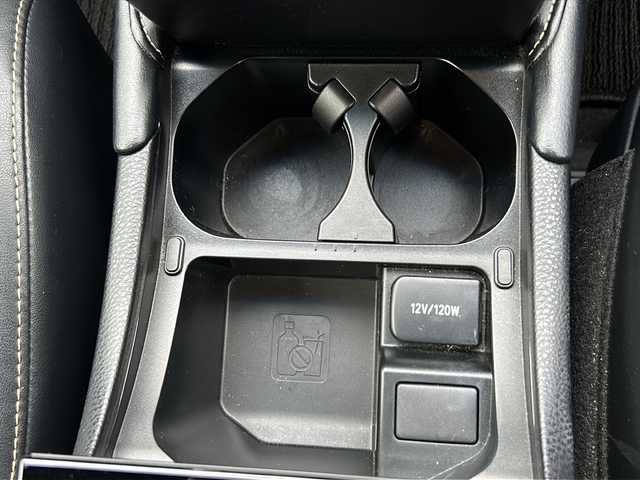 トヨタ ハリアー エレガンス 福島県 2018(平30)年 4.8万km ホワイトパールクリスタルシャイン ナビ ワンセグTV Bluetooth バックカメラ 衝突軽減ブレーキ クリアランスソナー オートクルーズ ハーフレザーシート オートライト オートハイビーム フォグランプ レーンキープ スマートキー