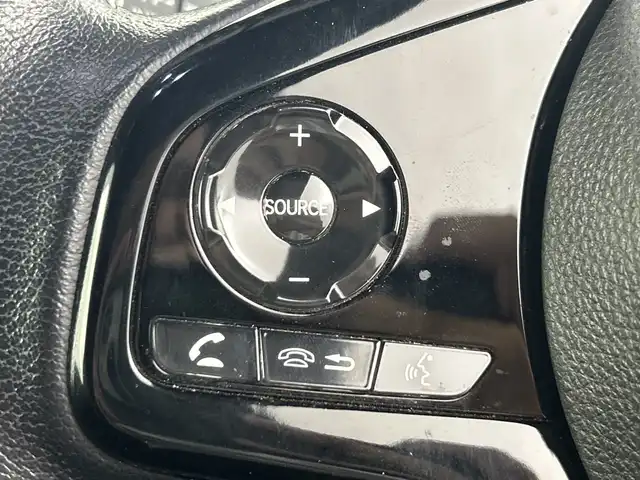 ホンダ Ｎ ＢＯＸ カスタム L ターボ 愛知県 2021(令3)年 4.2万km プラチナホワイトパール 禁煙車/純正8インチナビ/（CD/DVD/Bluetooth/フルセグTV/SD)/バックカメラ/ホンダセンシング/・衝突軽減ブレーキ/・レーダークルーズコントロール/・レーンキープアシスト/・オートマチックハイビーム/・パーキングセンサー/ETC/シートヒーター/ベンチシート/チップアップシート/両側パワースライドドア/アイドリングストップ/純正15インチアルミホイール/LEDヘッドライト/フロントフォグランプ/オートライト/スマートキー/プッシュスタート/純正フロアマット/横滑り防止装置