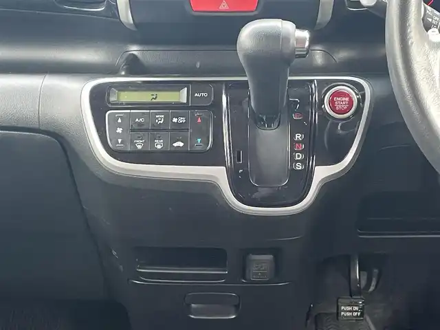 ホンダ Ｎ ＢＯＸ カスタム G ターボパッケージ 福岡県 2012(平24)年 10.4万km クリスタルブラックパール (株)IDOMが運営する【じしゃロン八幡西店】の自社ローン専用車両になります。こちらは現金またはオートローンご利用時の価格です。自社ローンご希望の方は別途その旨お申付け下さい/メモリーナビ(BT/CD/DVD)/バックカメラ/両側パワースライドドア/ETC/ステアリングスイッチ/純正15インチアルミホイール/ウィンカーミラー/プッシュスタート
