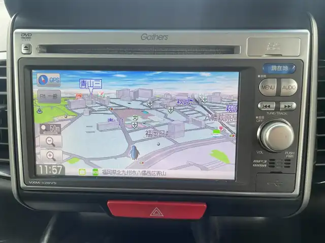 ホンダ Ｎ ＢＯＸ カスタム G ターボパッケージ 福岡県 2012(平24)年 10.4万km クリスタルブラックパール (株)IDOMが運営する【じしゃロン八幡西店】の自社ローン専用車両になります。こちらは現金またはオートローンご利用時の価格です。自社ローンご希望の方は別途その旨お申付け下さい/メモリーナビ(BT/CD/DVD)/バックカメラ/両側パワースライドドア/ETC/ステアリングスイッチ/純正15インチアルミホイール/ウィンカーミラー/プッシュスタート