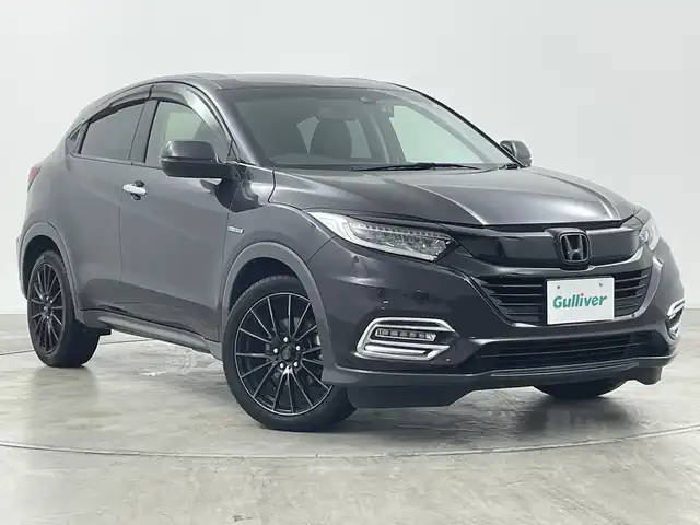 ホンダ ヴェゼル ハイブリッド X ホンダセンシング 群馬県 2019(令1)年 6万km ルーセブラックM 純正８型ナビ　バックカメラ　アダプティブクルーズコントロール　レーンキープアシスト　衝突被害軽減ブレーキ　シートヒーター　ＬＥＤヘッドライト　ドライブレコーダー　ＥＴＣ　コーナーセンサー　禁煙車