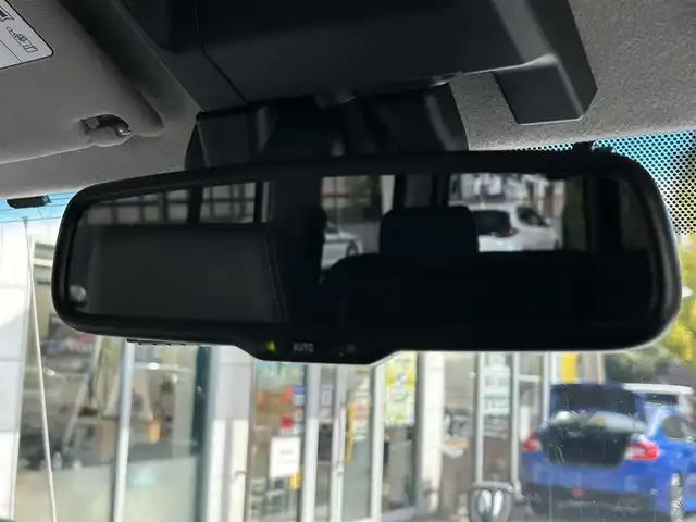 トヨタ ランドクルーザー AX 東京都 2024(令6)年 1.1万km スーパーホワイトⅡ ワンオーナー/モデリスタインテリアパネルセット/純正ＳＤナビ/CD/DVD/FM・AM/Bluetooth//フルセグTV/バックカメラ/ETC2.0/ドライブレコーダー前後/プリクラッシュセーフティ/レーンディパーチャーアラート/オートハイビーム/ロードサインアシスト/クルーズコントロール/LEDヘッドライト/LEDフォグランプ/ハーフレザーシート/純正１６インチアルミホイール/電動デフロック/ヒルスタートアシストコントロール/ダウンヒルアシストコントロール/革巻きステアリングホイール/バックモニター内蔵自動防眩ルームミラー/純正フロアマット/リモコンキー/新車時保証書/取扱説明書/スペアキー