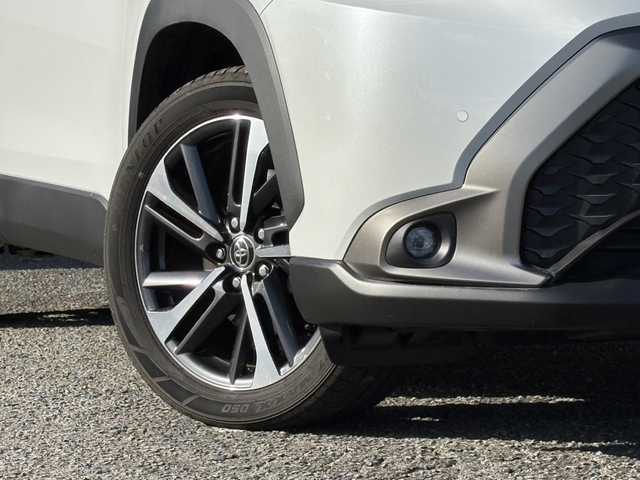 トヨタ カローラ クロス Z 大分県 2025(令7)年 0.2万km プラチナホワイトパールマイカ ワンオーナー /純正メモリーナビ/フルセグ /Bluetooth/純正LEDヘッドライト/オートライトコントロール/オートハイビームアシスト/ハーフレザーシート/パワーシート/シートヒーター/アダプティブクルーズコントロール/レーンキプアシスト/トヨタセーフティセンス/スマートキー/エンジンプッシュスタート/純正18インチアルミホイール