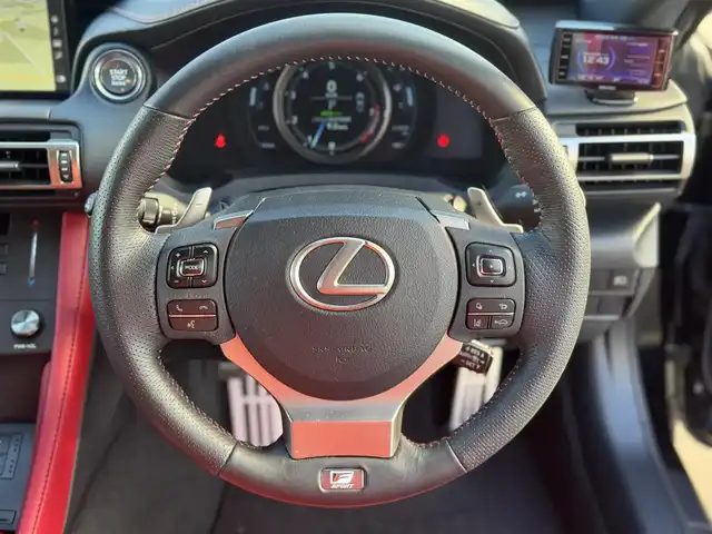 レクサス ＲＣ 350 Fスポーツ 三重県 2018(平30)年 2.2万km ブラック ワンオーナー/オレンジブレーキキャリパー/セーフティシステムプラス/・プリクラッシュセーフティシステム/・レーンディパーチャーアラート/・オートマチックハイビーム/・レーダークルーズコントロール/純正メモリーナビゲーションシステム/【地デジTV/DVD/CD/Blu-ray/Bluetooth】/プレミアムサウンドシステム(10スピーカー)/バックカメラ/専用革スポーツシート(フレアレッド)/ベンチレーション機能(前席)/パワーシート(前席)/シートヒーター(前席)/エアシート(前席)/ドライブモードセレクトスイッチ/コムテックレーダー探知機【ZERO92VS】/丸型フルLEDヘッドランプ/オートライト/ビルトインETC/純正19インチ5本ツインスポークアルミホイール/スマートエントリー/スタートシステム/新車保証書/取扱説明書